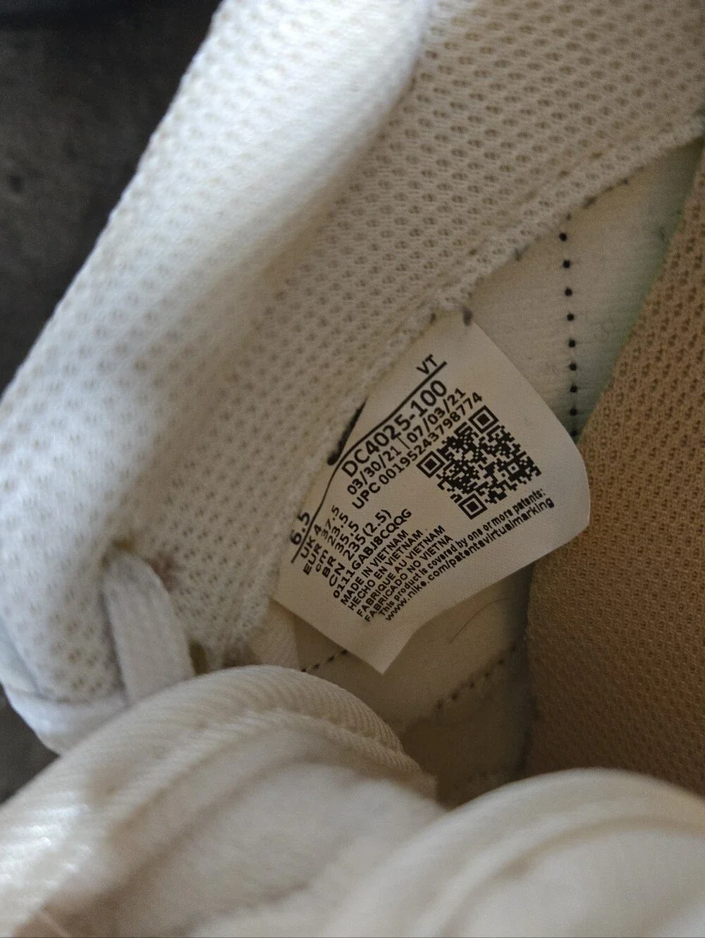 nike air max pre-day oatmeal sneakers - Picture 5 of 6
